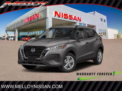 New 2025 Nissan Kicks Play S