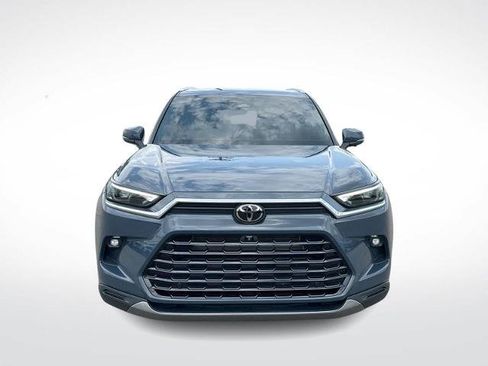 Used 2024 Toyota Grand Highlander AWD Hybrid image 3