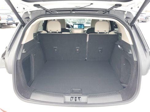 New 2026 Lincoln Corsair Premiere image 29