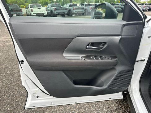 New 2026 Nissan Kicks S FWD image 8