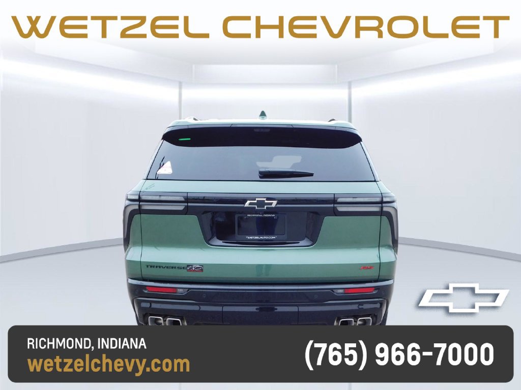 New 2027 Chevrolet Traverse RS w/ LPO, Floor Liner Package FWD image 4