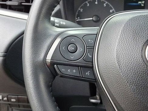 Used 2024 Toyota Corolla Cross LE image 24