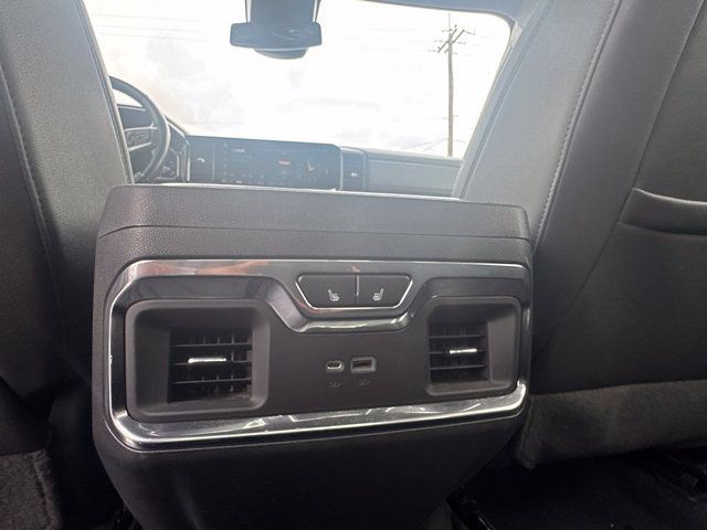 Used 2022 Chevrolet Silverado 1500 LTZ w/ LTZ Convenience Package II AWD/4WD image 23