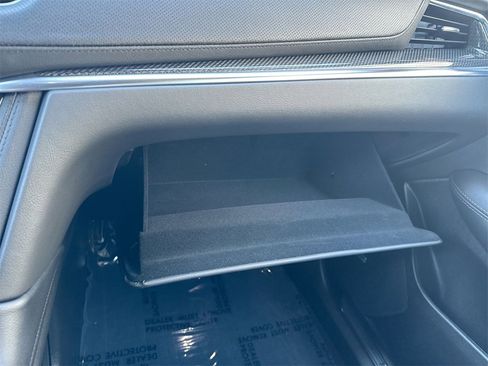 Used 2025 Cadillac XT5 Sportv w/ LPO, Floor Liner Package image 35