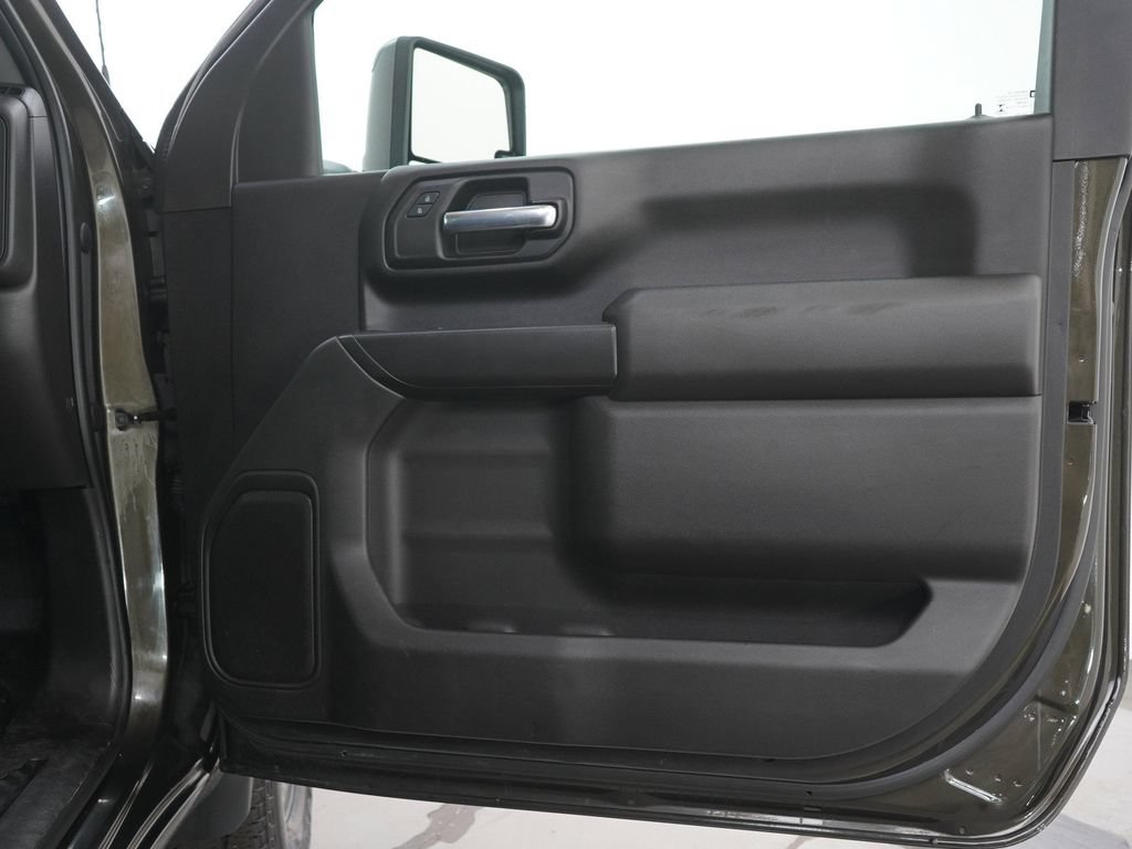 Used 2023 GMC Sierra 3500 Pro w/ Convenience Package AWD/4WD image 9
