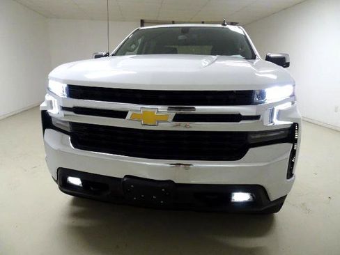 Used 2021 Chevrolet Silverado 1500 LT w/ Bed Protection Package image 9