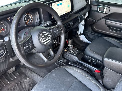 Used 2024 Jeep Wrangler Sport image 13