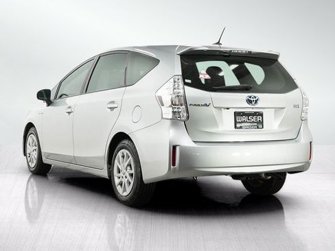 Used 2012 Toyota Prius V Three FWD image 3