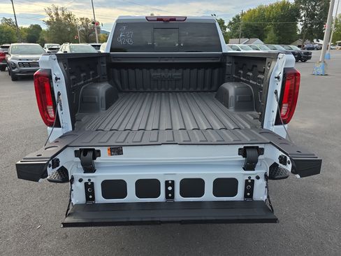 New 2026 GMC Sierra 1500 Denali w/ Technology Package image 5