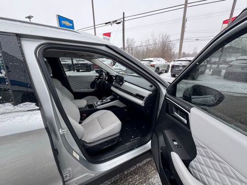 Used 2023 Mitsubishi Outlander SEL image 10