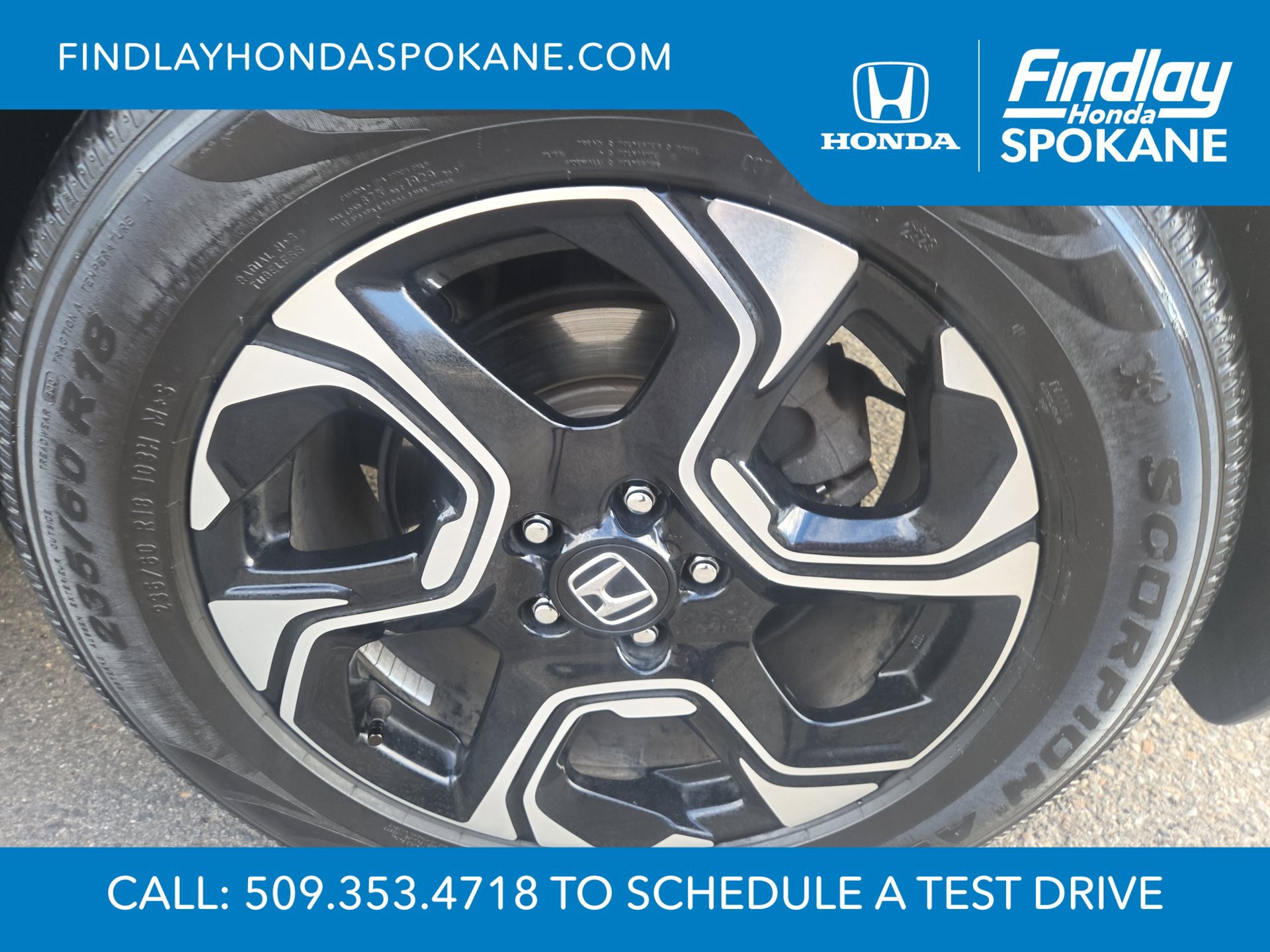 Used 2019 Honda CR-V Touring image 11