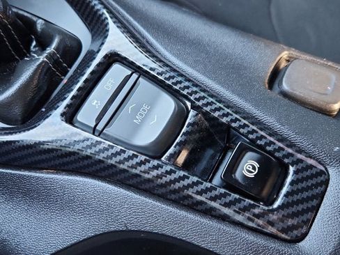 Used 2020 Chevrolet Camaro LT image 19