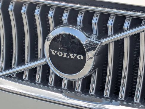 Used 2020 Volvo XC90 T6 Inscription w/ Protection Package Premier AWD/4WD image 11