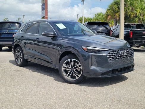 Certified 2025 Audi Q5 Premium w/ Convenience Package AWD/4WD image 31