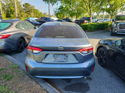 Used 2021 Toyota Corolla LE image 29