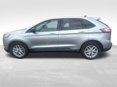 Used 2022 Ford Edge SE AWD/4WD image 4