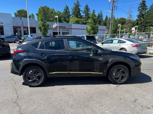 Used 2025 Subaru Crosstrek 2.5i Sport AWD/4WD image 3