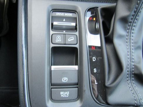 Used 2024 Honda CR-V EX image 14
