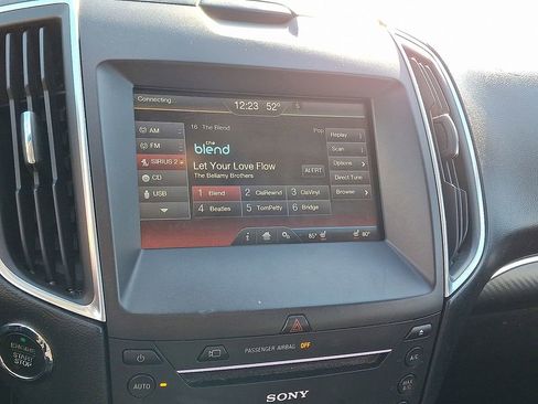 Used 2015 Ford Edge Sport w/ Equipment Group 401A image 3