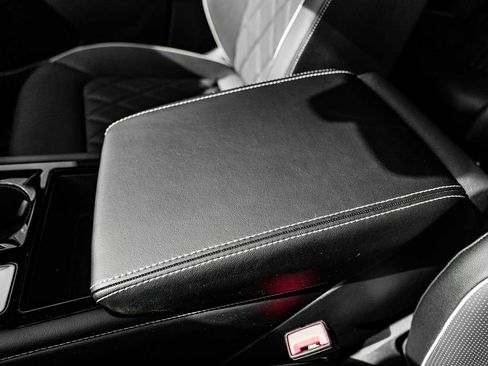 New 2026 Volkswagen Atlas Cross Sport SEL Premium R-Line image 36