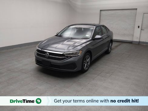 Used 2024 Volkswagen Jetta SE FWD image 1