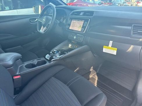 Used 2024 Nissan Leaf SV Plus image 9