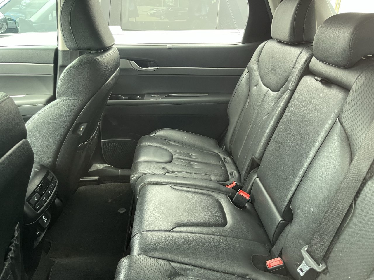 Used 2022 Hyundai Palisade SEL w/ 8P Bench Seat Package FWD image 10