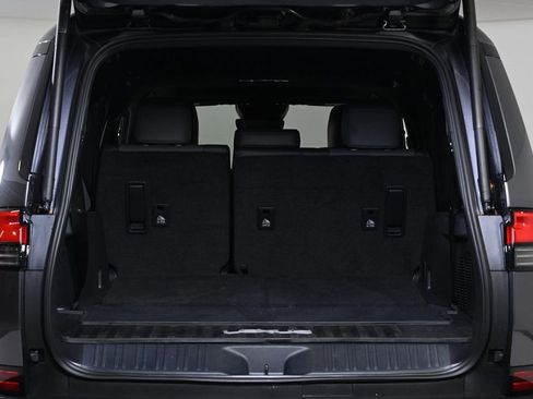 Used 2025 Lexus GX 550 image 24