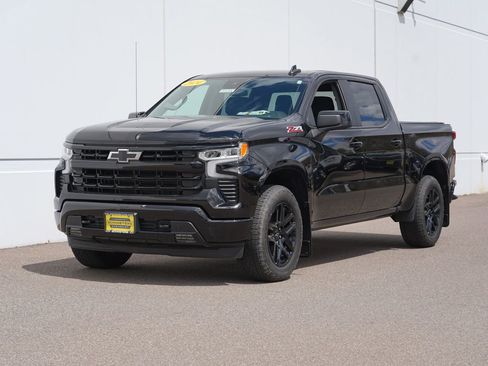 Used 2024 Chevrolet Silverado 1500 RST AWD/4WD image 7