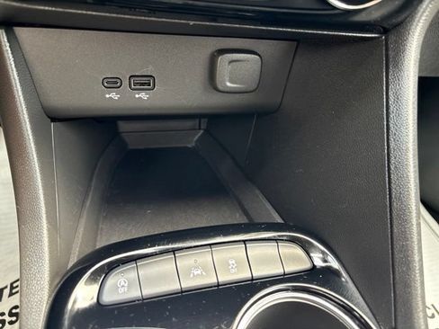 Used 2024 Buick Encore GX Sport Touring FWD image 16