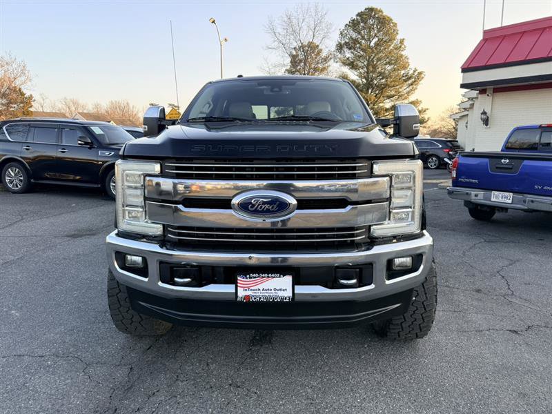 Used 2017 Ford F250 Lariat w/ Lariat Ultimate Package AWD/4WD image 2