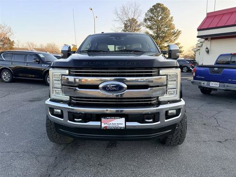 Used 2017 Ford F250 Lariat w/ Lariat Ultimate Package image 2