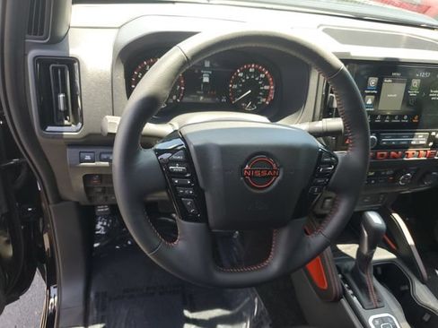 Certified 2026 Nissan Frontier PRO-4X w/ Pro Premium Package AWD/4WD image 17