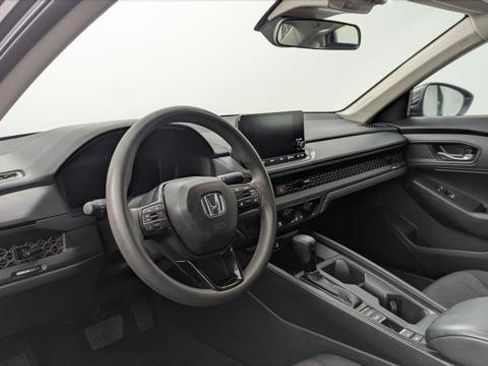 Used 2025 Honda Accord LX image 24