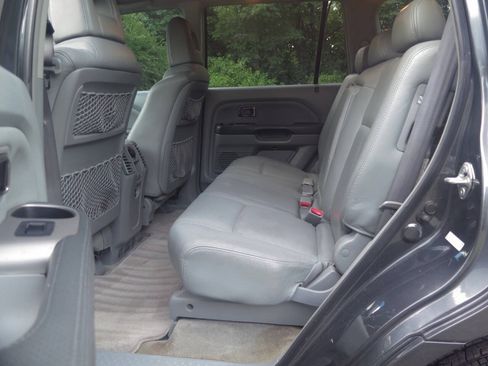 Used 2004 Honda Pilot EX image 13