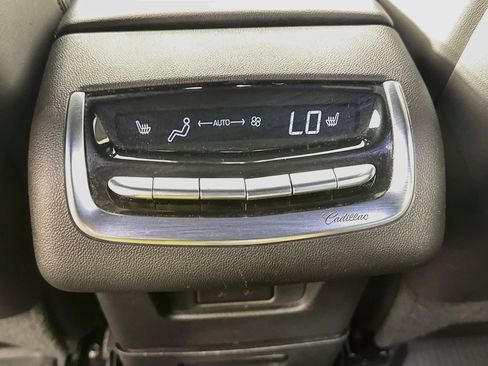 Used 2021 Cadillac XT6 Sport AWD/4WD image 33