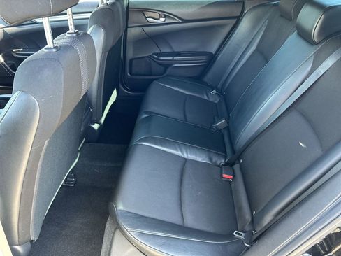 Used 2019 Honda Civic Sport image 24