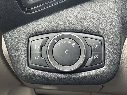 Certified 2019 Ford Escape Titanium image 20