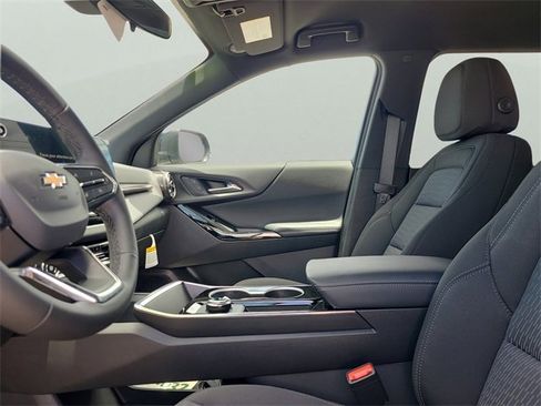 New 2026 Chevrolet Equinox LT image 21