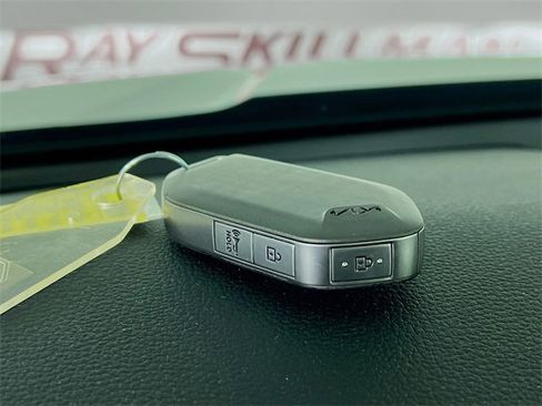 Used 2024 Kia Telluride S w/ S Sunroof Package image 12