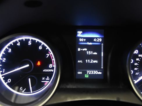 Used 2023 Toyota Camry LE FWD image 14