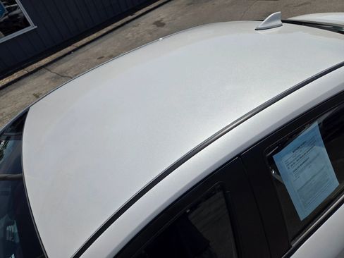 Used 2025 Nissan Versa SV FWD image 19