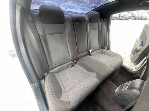 Used 2017 Dodge Charger SXT RWD image 20