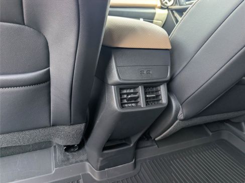 New 2026 Chevrolet Equinox ACTIV w/ LPO, Floor Liner Package FWD image 32