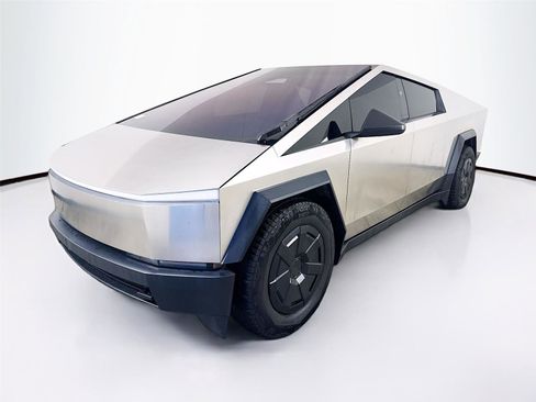 Used 2024 Tesla Cybertruck AWD Crew Cab image 1