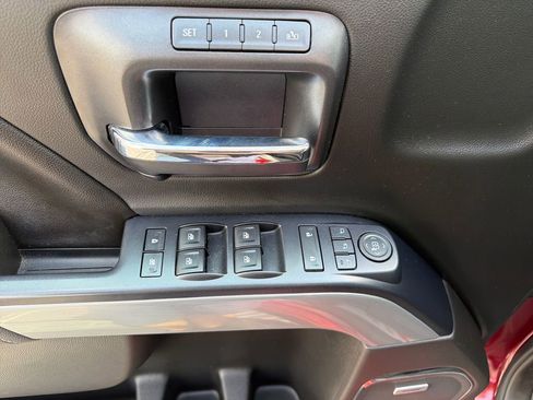 Used 2016 Chevrolet Silverado 1500 LTZ Z71 w/ LTZ Plus Package AWD/4WD image 29