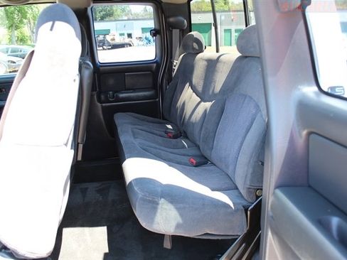 Used 2001 Chevrolet Silverado 2500 LS w/ Off-Road Skid Plate Pkg AWD/4WD image 17
