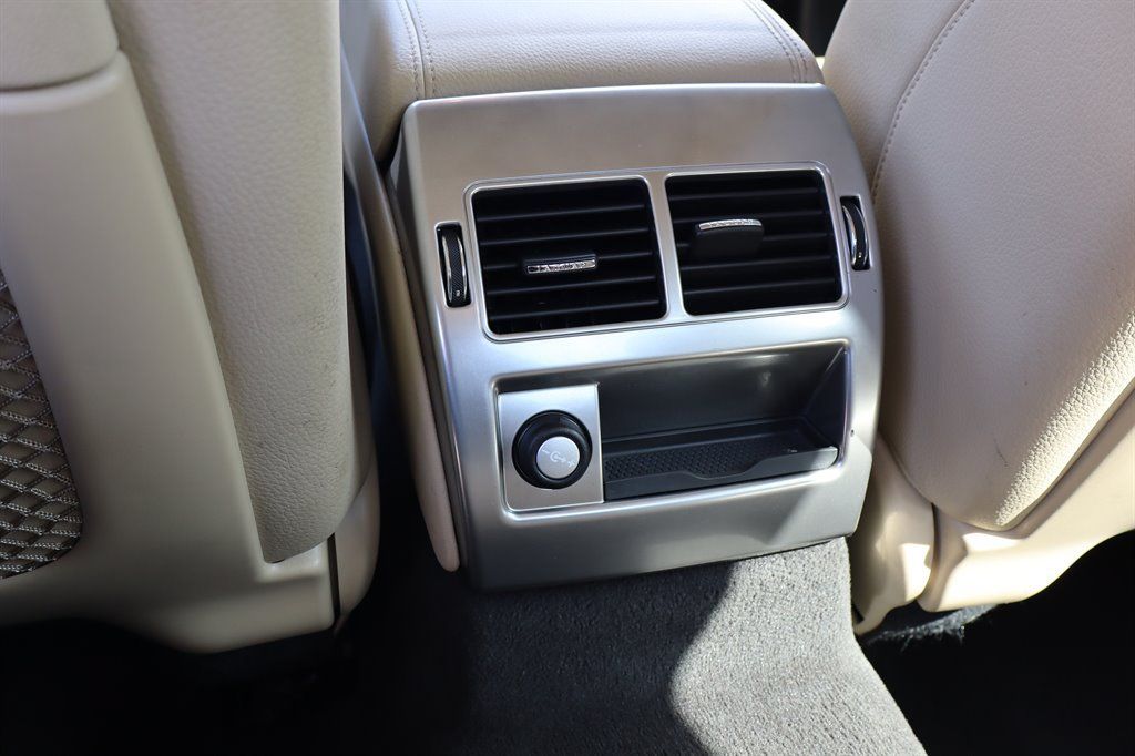 Used 2013 Jaguar XF RWD image 22