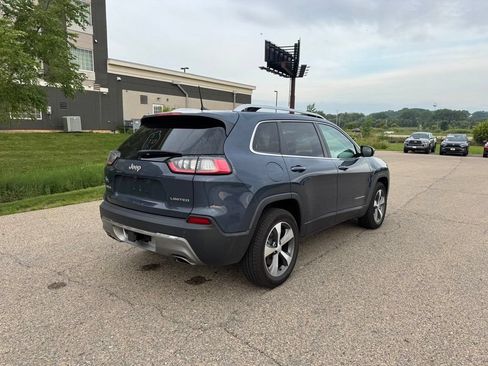 Used 2021 Jeep Cherokee Limited w/ Trailer Tow Group AWD/4WD image 14
