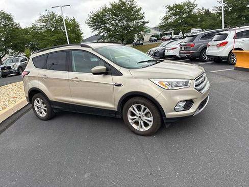 Used 2018 Ford Escape SEL AWD/4WD image 4